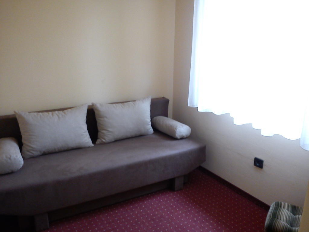 Hotel Family บาลาตอนเฟิลด์วาร์ ภายนอก รูปภาพ